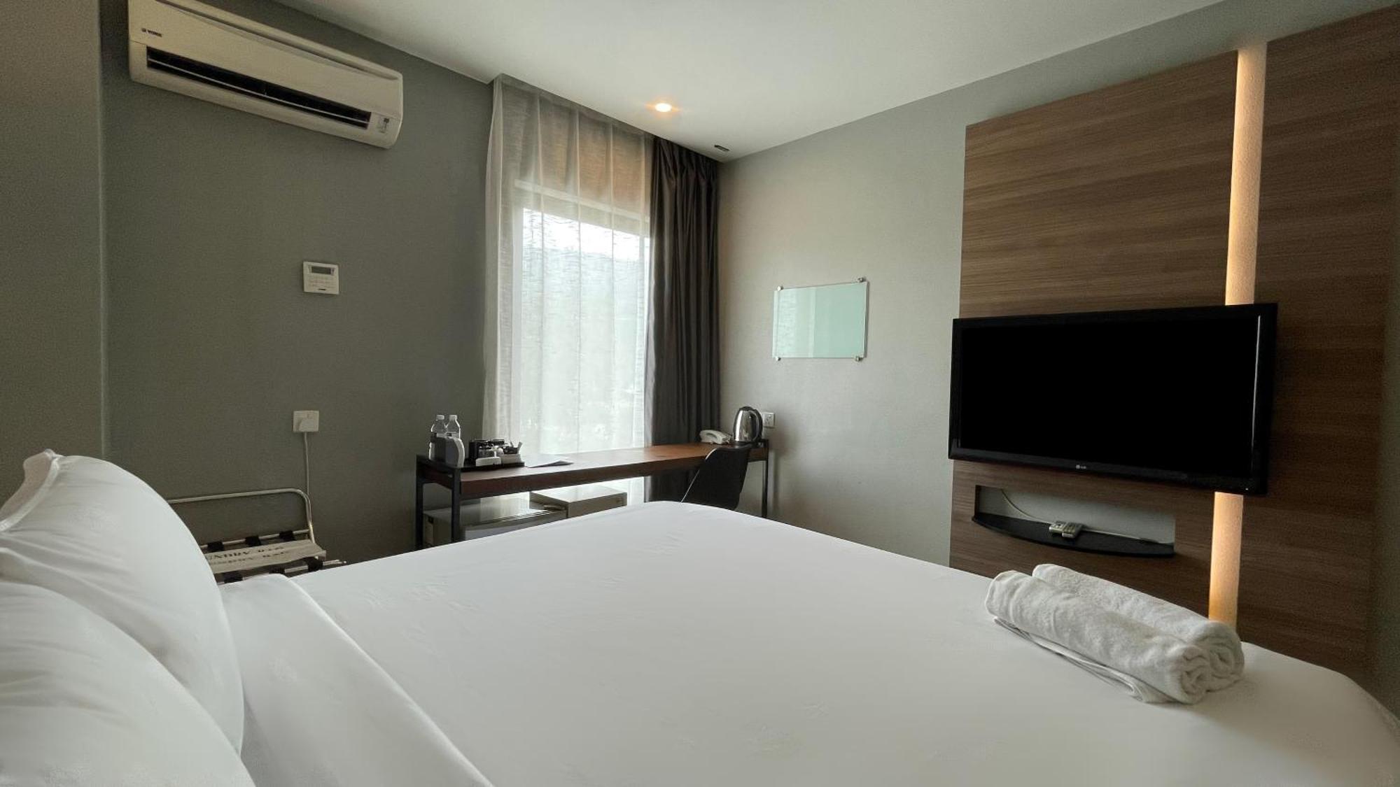 The Leverage Business Hotel - 라왕 외부 사진